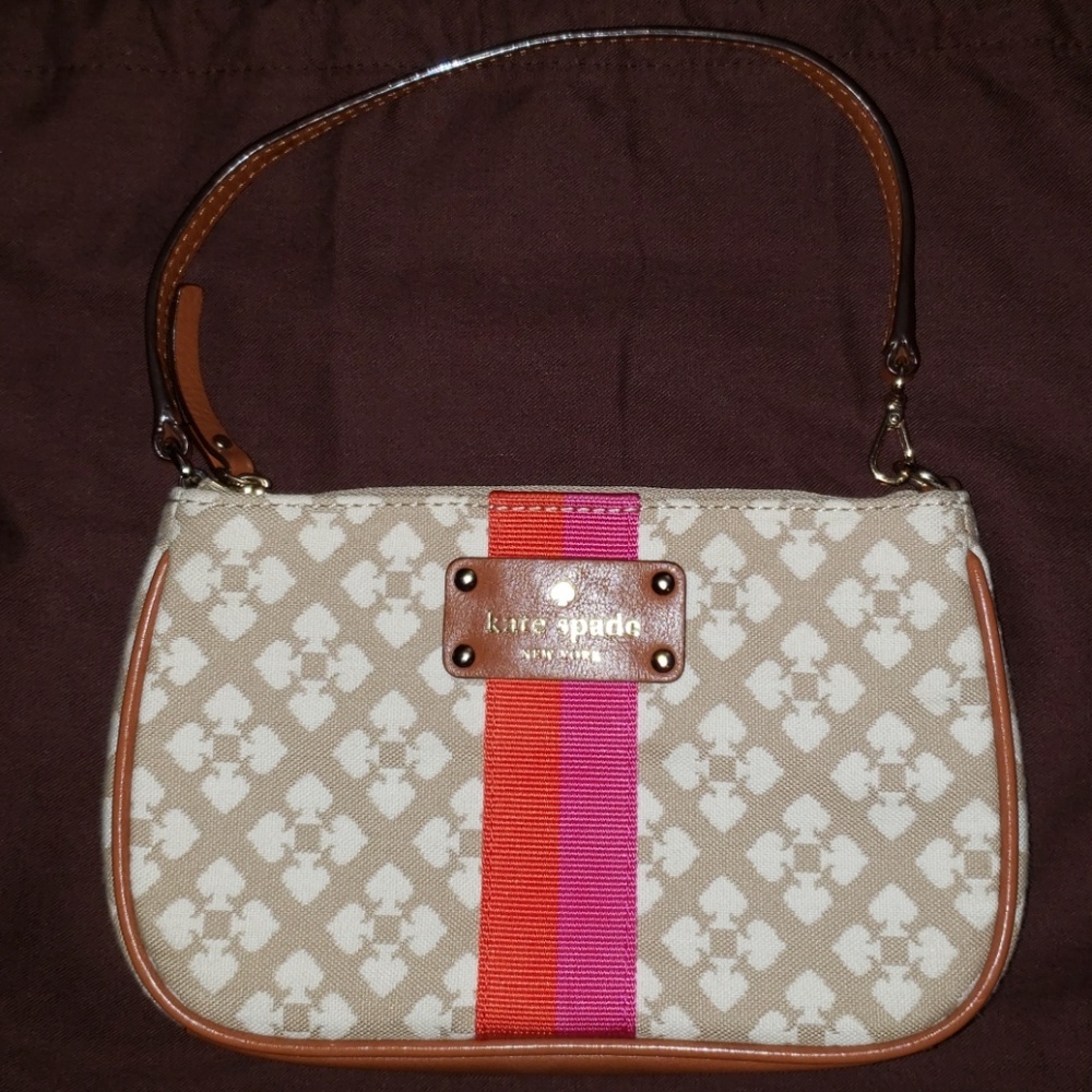 Kate Spade Beige Tan Khaki Cream wristlet purse